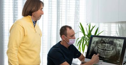 Kako se nositi s bezubosti: Rješenja i savjeti